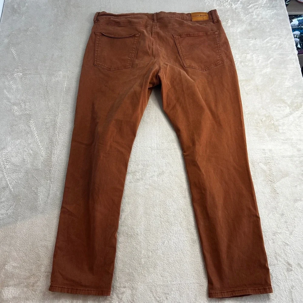 Lucky Brand 222 Taper Pants Men 40x32 Brown Rust Terracotta Cotton Stretch Jeans